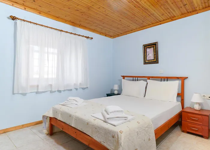 Small House - Panagia Village *